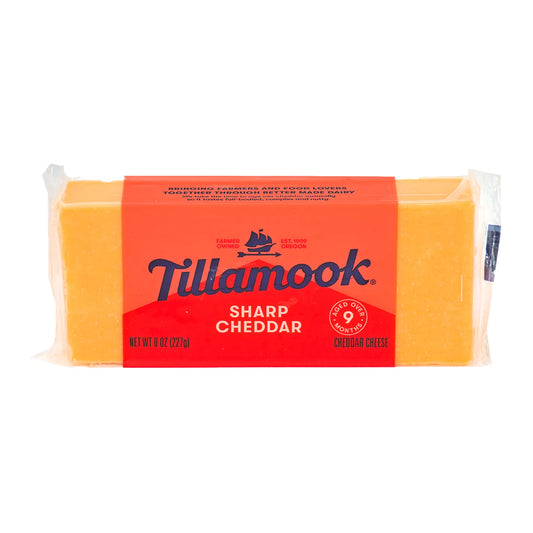 Tillamook Cheddar Sharp Cheese (226 gm)